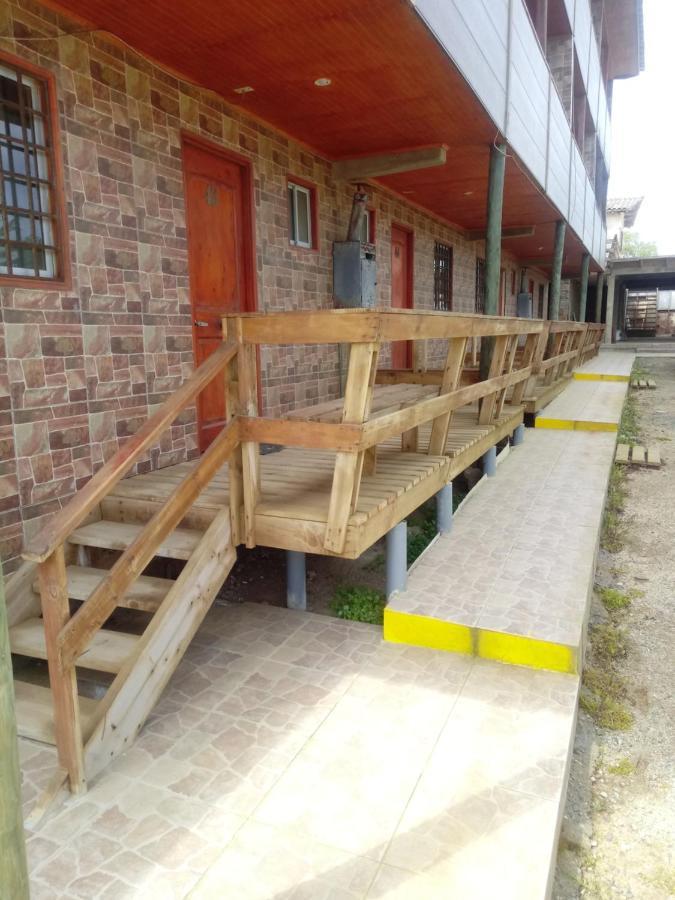 Habitaciones Y Apartamentos El Caleuche El Tabo Exterior foto